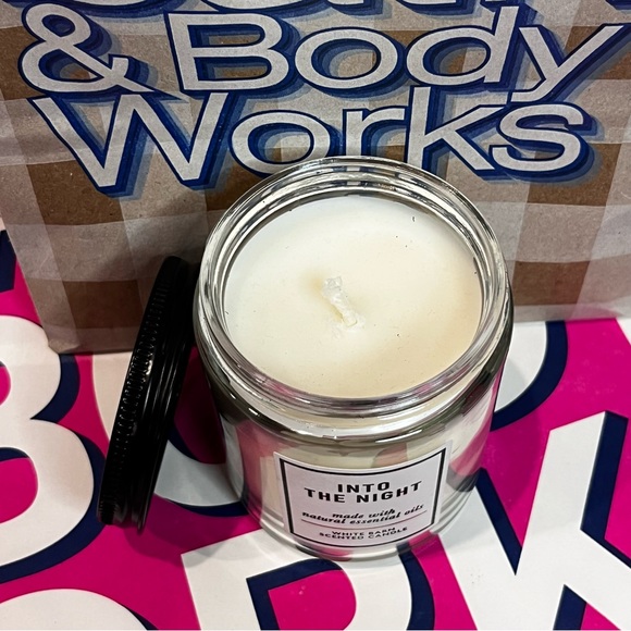Into the Night bath and body works single wick candle (bundle for a discount) - Picture 7 of 7